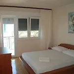 Adriatic Apartamento Omiš