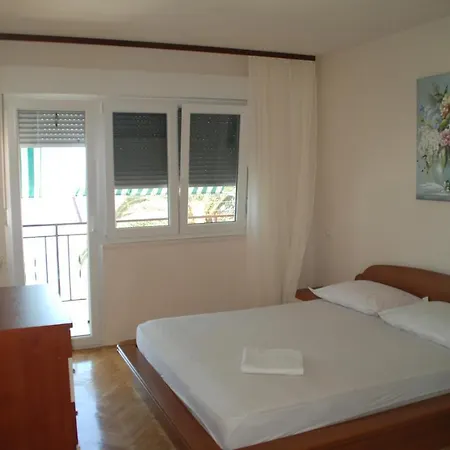 Adriatic 公寓 奥米什