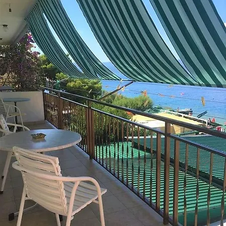 Adriatic Apartment *